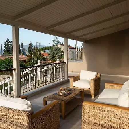 Villa Mavino